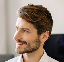 Retrato de Michael Brennan, director de tecnología en empresa fintech especializada en criptografía y tecnología