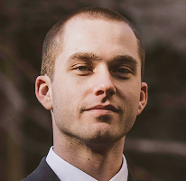 Thomas Whitfield, especialista en análisis de trading de activos digitales
